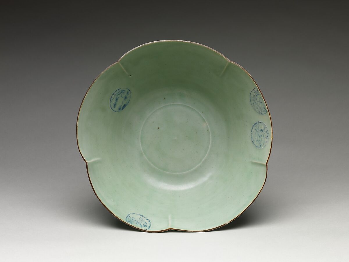 Large Bowl with Floral Design, Porcelain with celadon glaze and underglaze blue (Hizen ware, early Imari type), Japan 