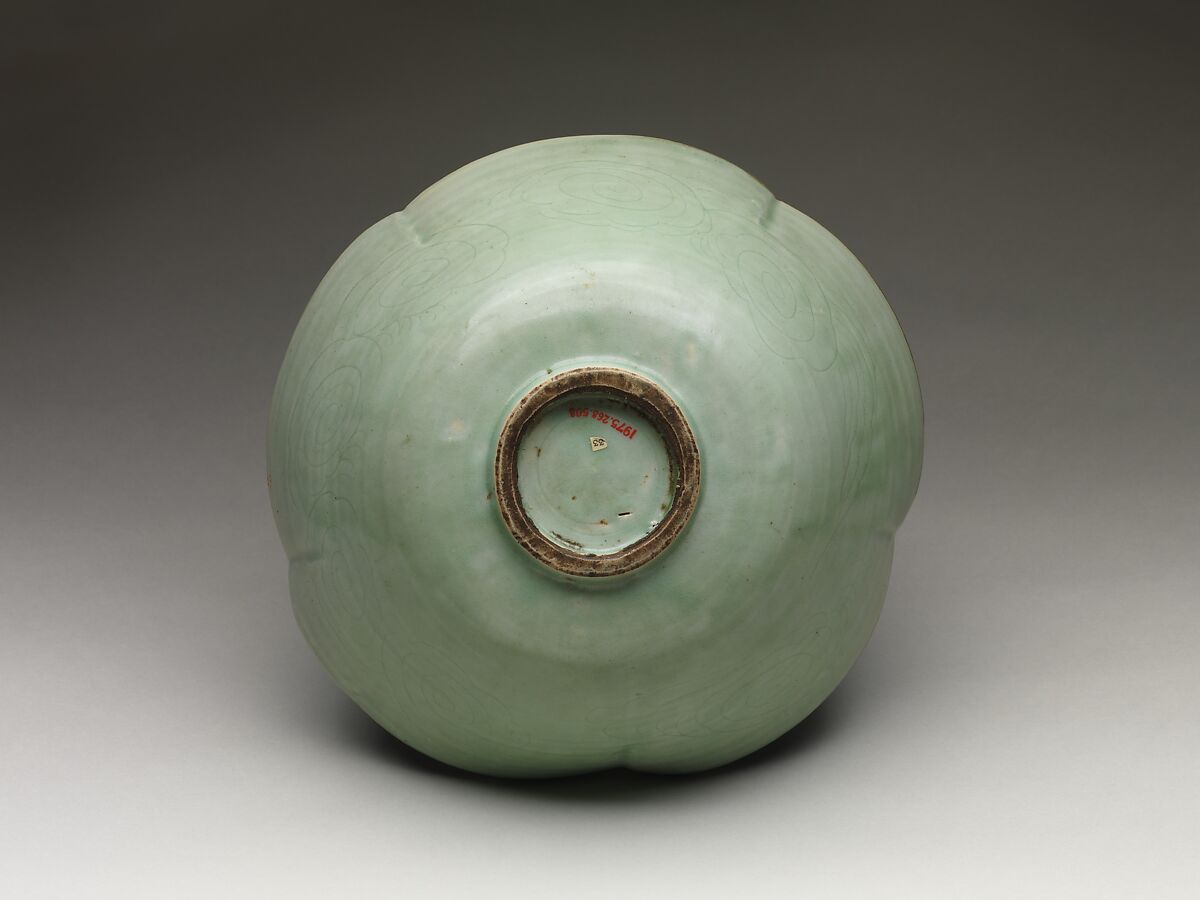 Large Bowl (Hachi) with Flower Medallions, Porcelain with celadon glaze, cobalt-blue patterns under celadon glaze, and iron-painted rim (Hizen ware, Arita type), Japan