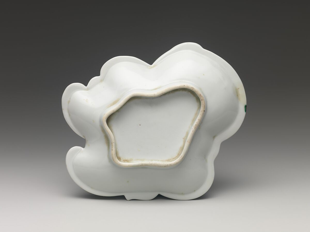 Dish with Abstract Design, Porcelain with overglaze polychrome enamels (Hizen ware, Matsugatani type), Japan