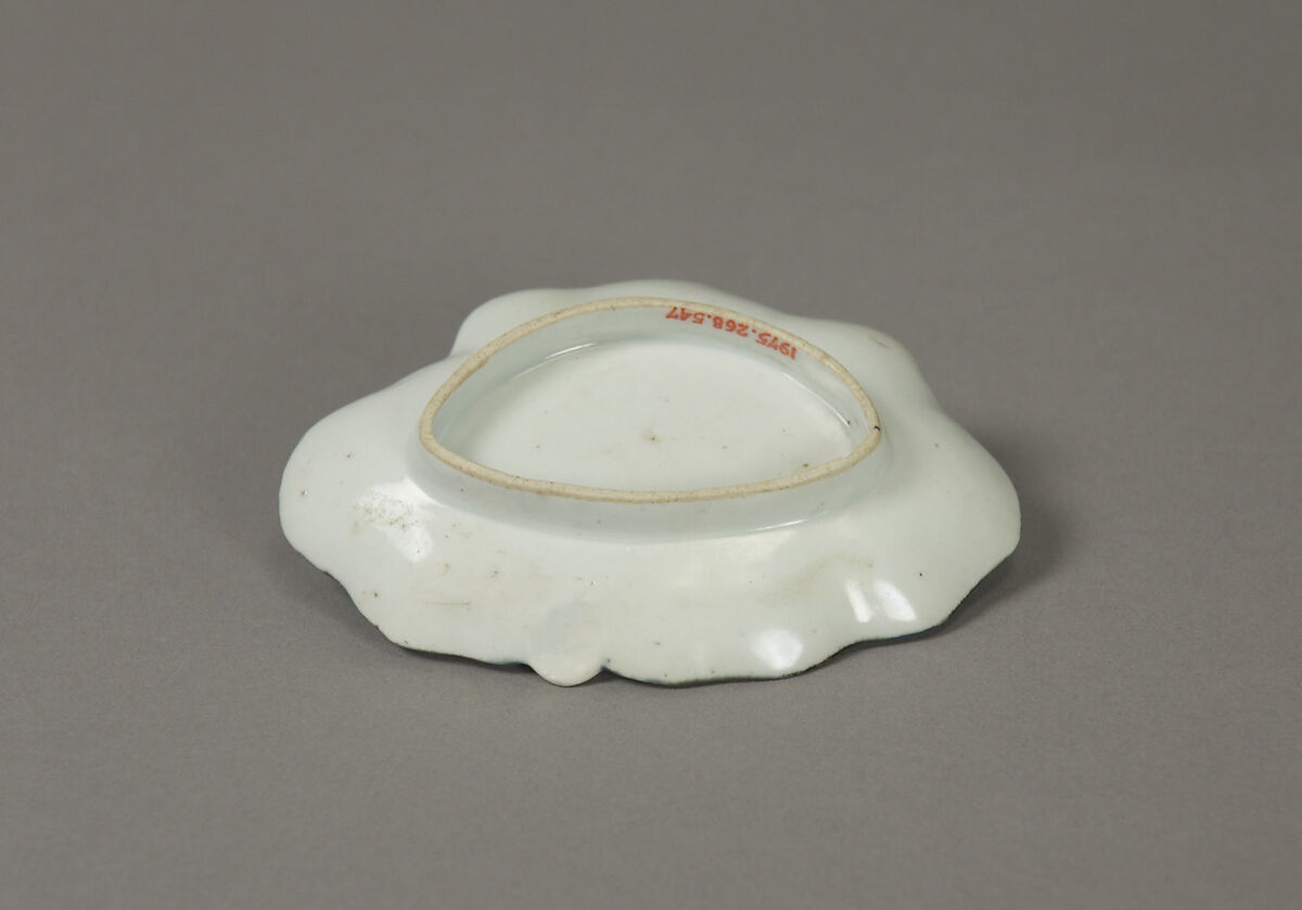 Small Dish (Kozara) with Stylized Flowers and Ferns, Porcelain with polychrome enamels over transparent glaze (Hizen ware, Arita type), Japan