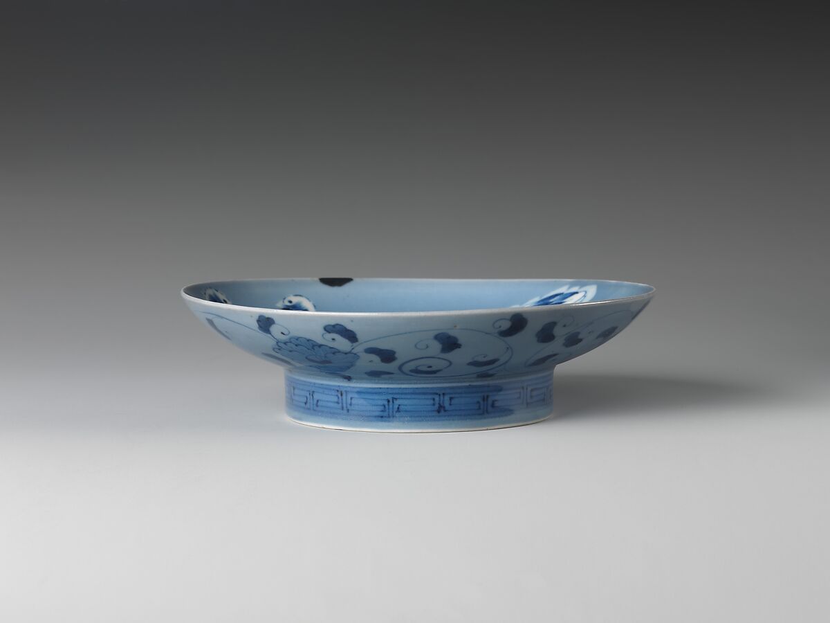 Dish with Cranes, Porcelain with celadon and iron glazes and underglaze blue decoration (Hizen ware, Nabeshima type), Japan