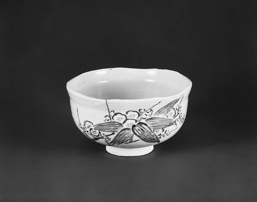 Teabowl, Eiraku Wazen (Japanese, 1823–1896), Stoneware with gilt and polychrome enamels (Kyoto ware), Japan 