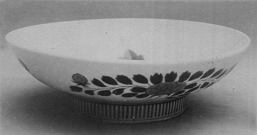 Large Dish, White porcelain decorated with blue under the glaze; comb pattern around the high foot (Nabeshima ware), Japan 