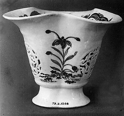 Cup, White porcelain decorated with enamels (Arita ware, Kakiemon style), Japan 