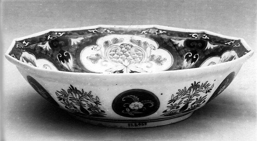 Bowl, White porcelain decorated with blue under the glaze, colored enamels (Arita ware), Japan 