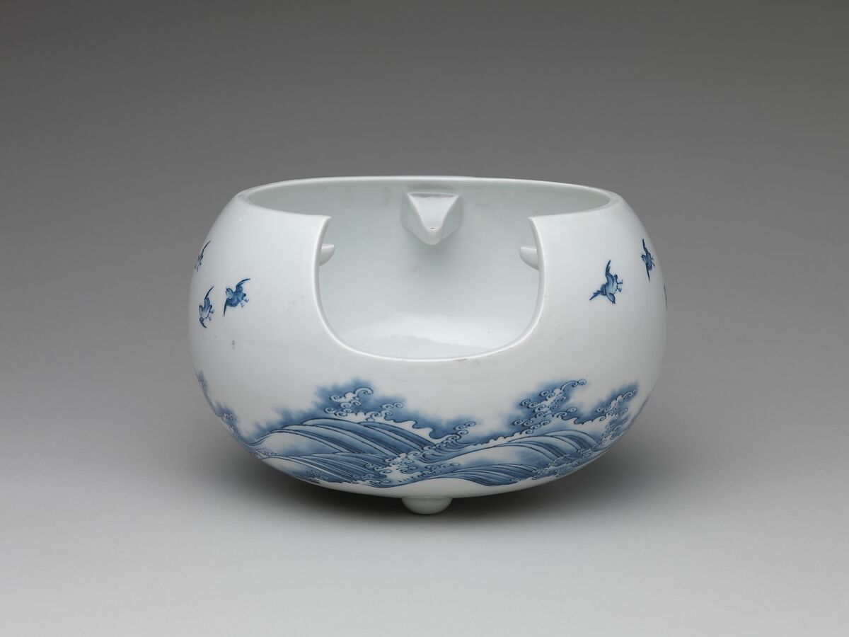 Teapot and Brazier with Design of Birds Flying over Waves, Porcelain with underglaze blue (Hirado ware), Japan