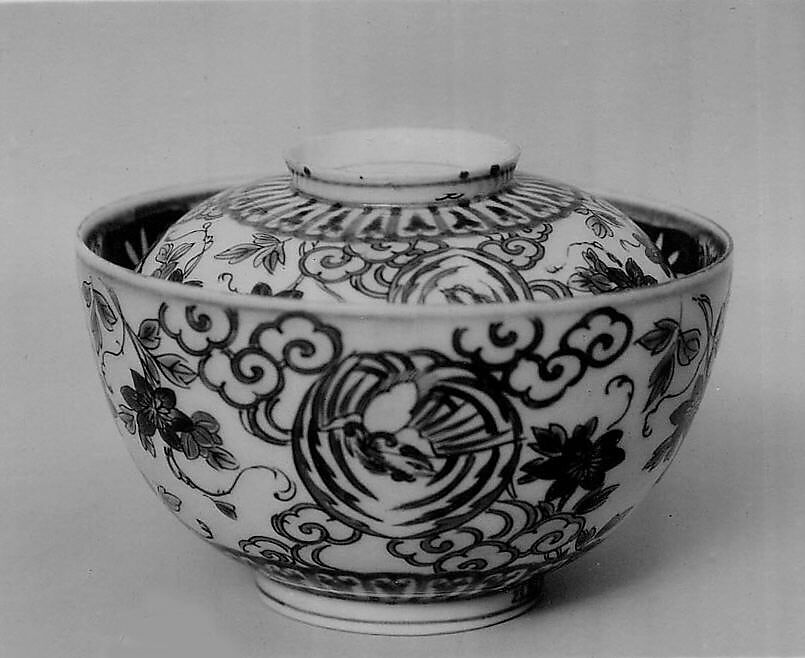 Covered bowl, Porcelain decorated with enamels (Arita ware, Imari type), Japan 