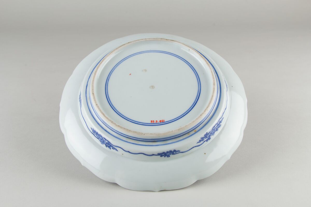 Dish with Rafts, Bamboo Hats, and Tokugawa Family Crest, Porcelain with underglaze blue (Hirado ware), Japan