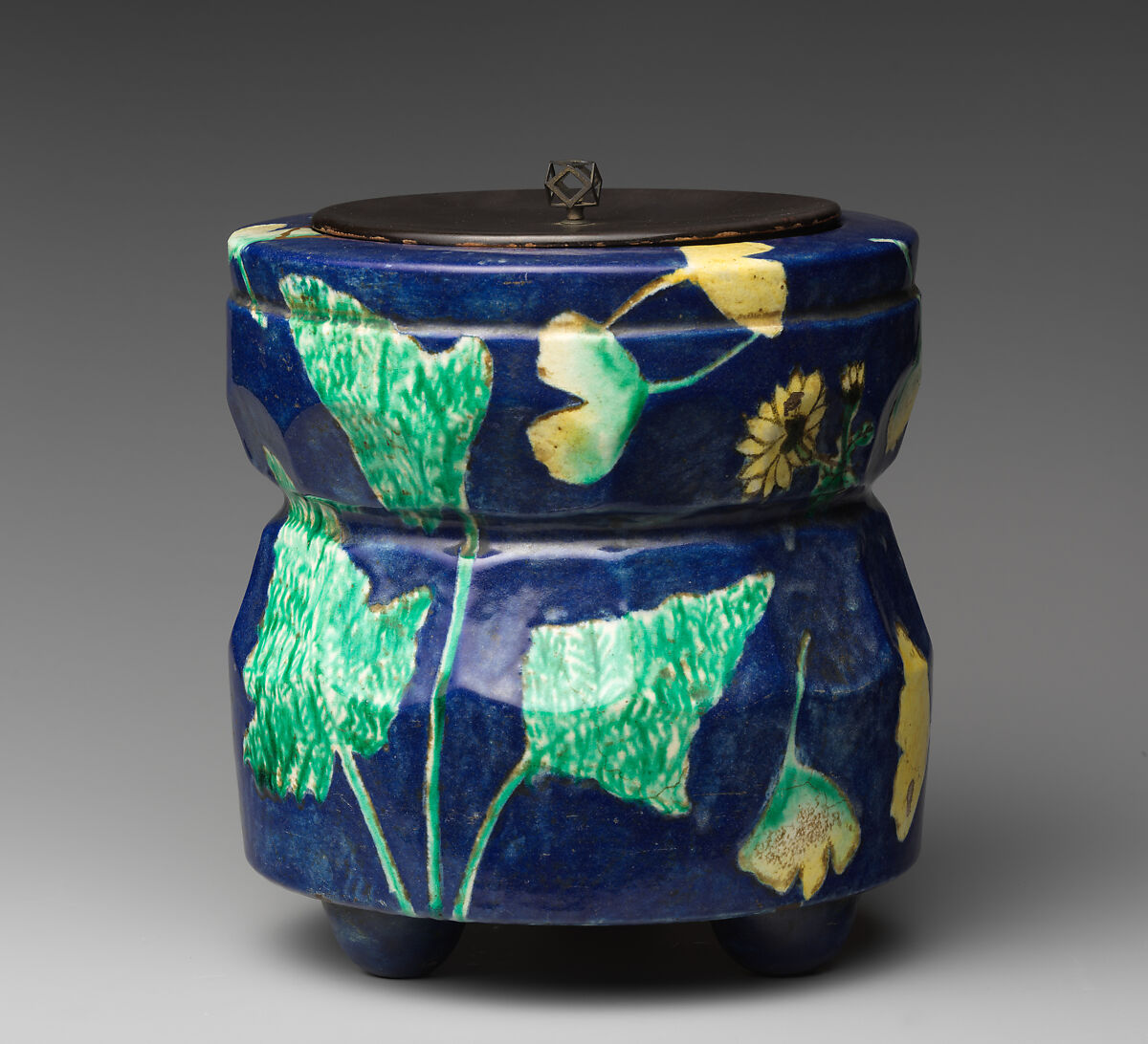 Water Jar, Pottery covered with glaze and decorations in colors, Japan 