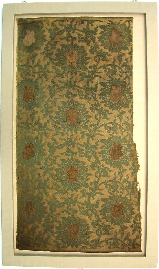 Textile with Floral Scroll, Silk satin with supplementary-weft patterning, brocaded with metallic thread, China 
