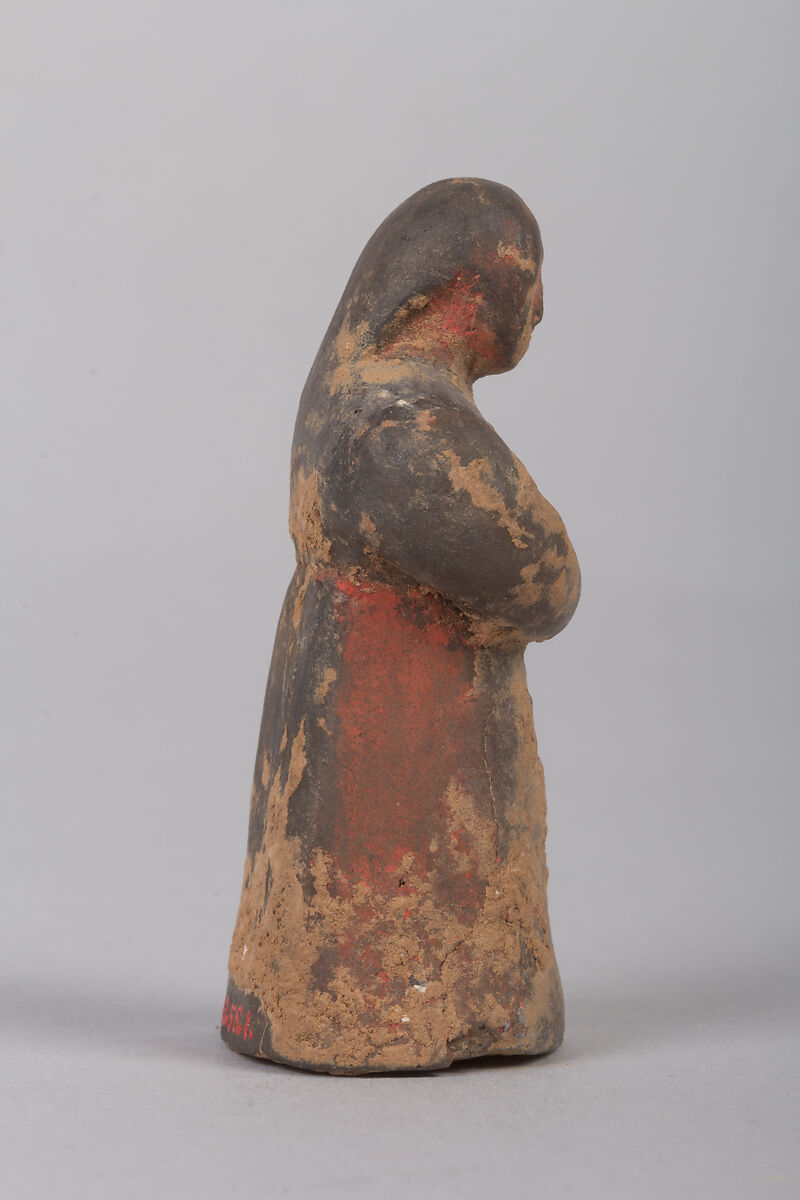 Figure of a woman, Baked clay, China