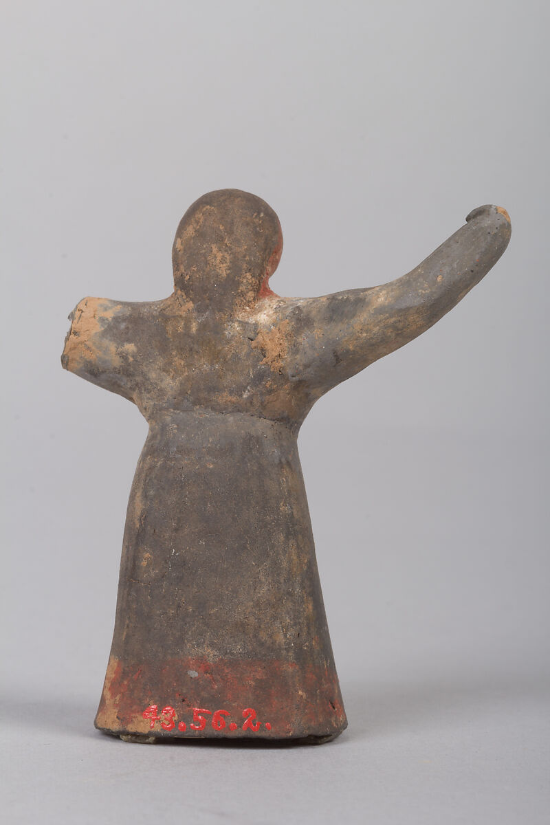 Figure of a woman, Baked clay, China