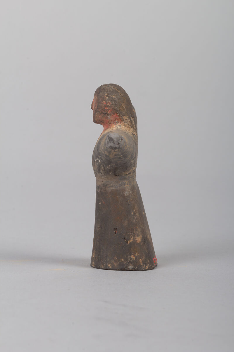 Figure of a woman, Baked clay, China