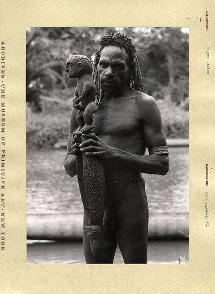 Ndanim of Omadesep Holding a Paint Vessel (jifoi), Photographed by Michael Clark Rockefeller, Gelatin silver print 