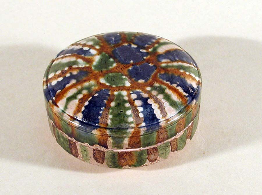 Box, Earthenware with three-color (sancai) glaze, China 