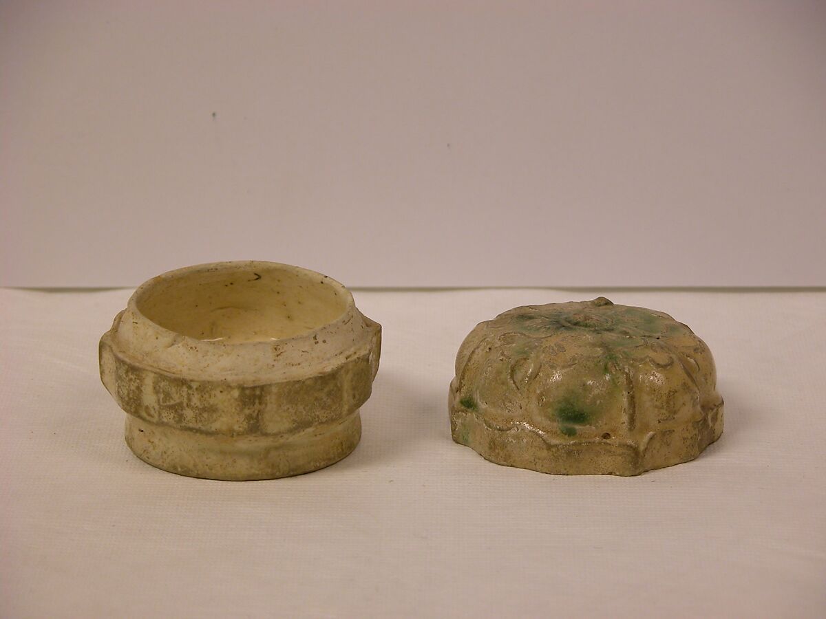 Box, Earthenware with three color (sancai) glaze, China