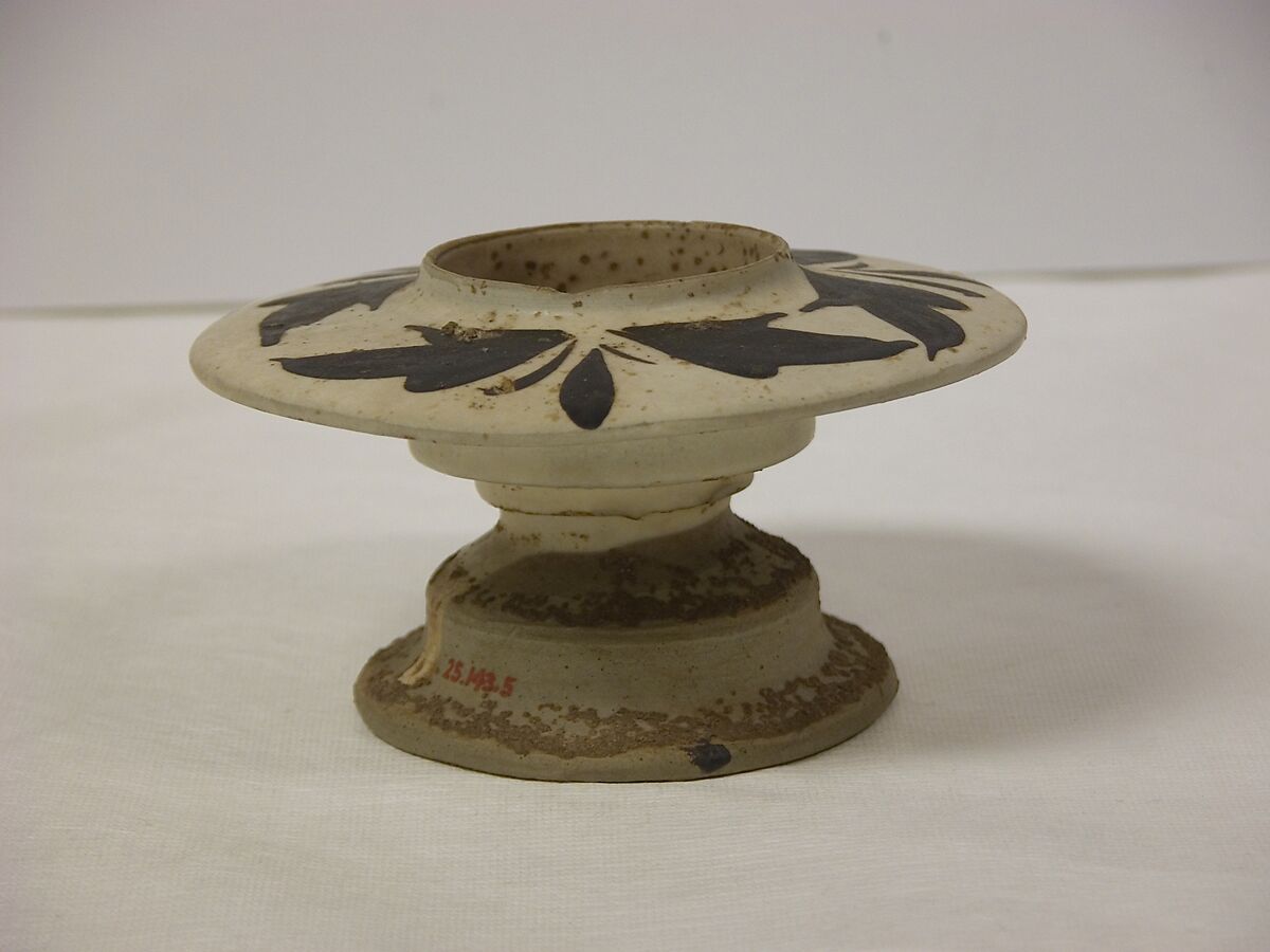 Cup-stand, Pottery (Cizhou ware), China
