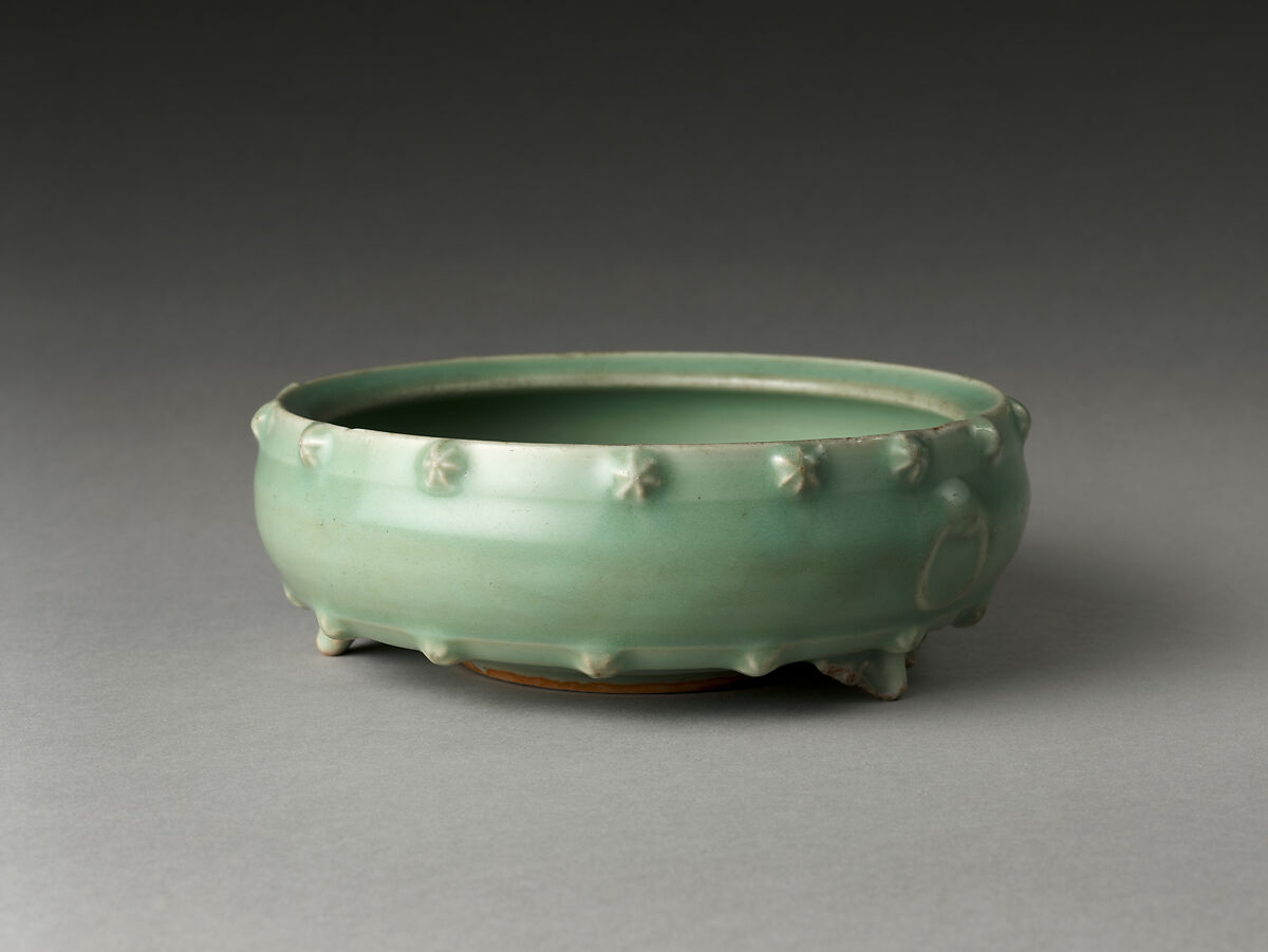 Container for Bulbs, Stoneware with applied decoration under celadon glaze (Longquan ware), China