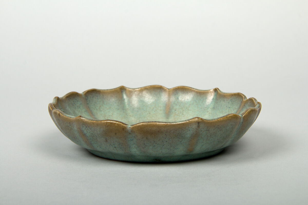 Dish, Stoneware with blue-gray glaze (Jun ware), China 