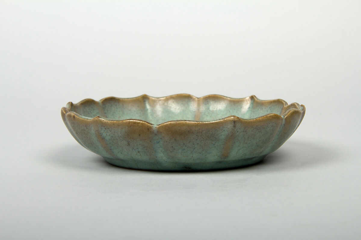 Dish, Stoneware with blue-gray glaze (Jun ware), China