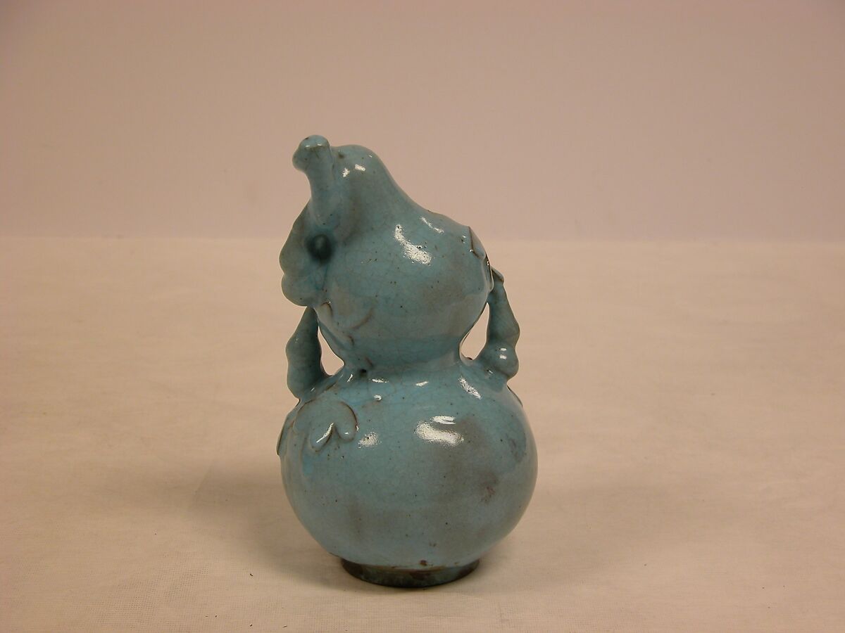 Vase in the shape of a double gourd, Pottery ("soft" Jun ware), China