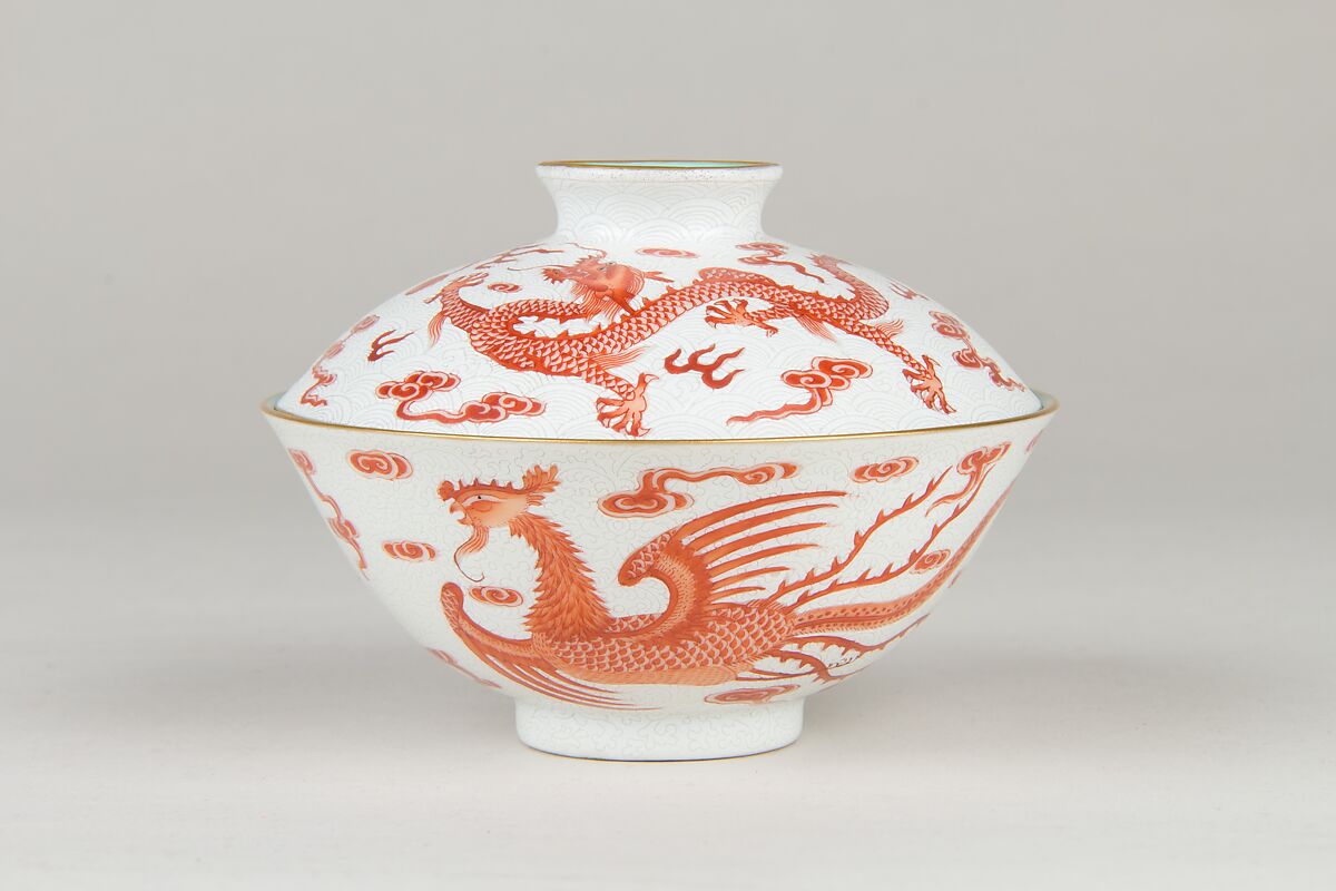Covered Bowl (one of a pair), Porcelain with carved decoration, China 
