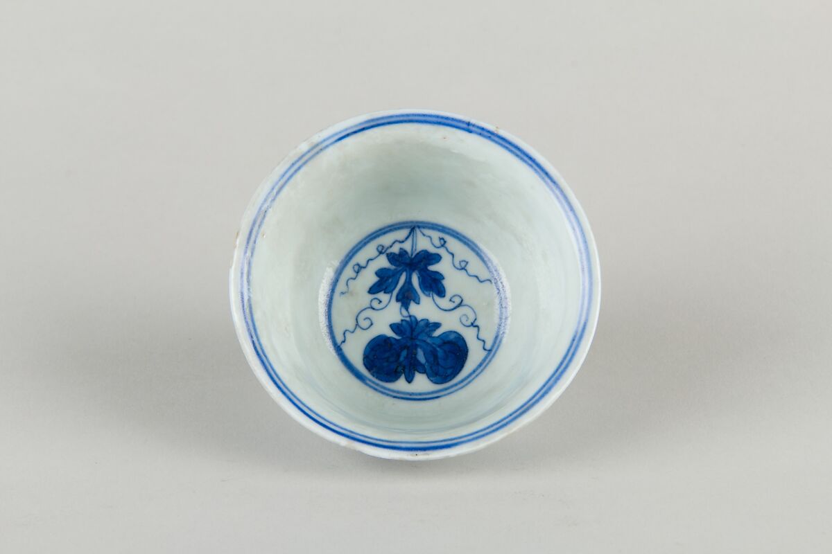 Bowl, Porcelain painted with cobalt blue under transparent glaze, China