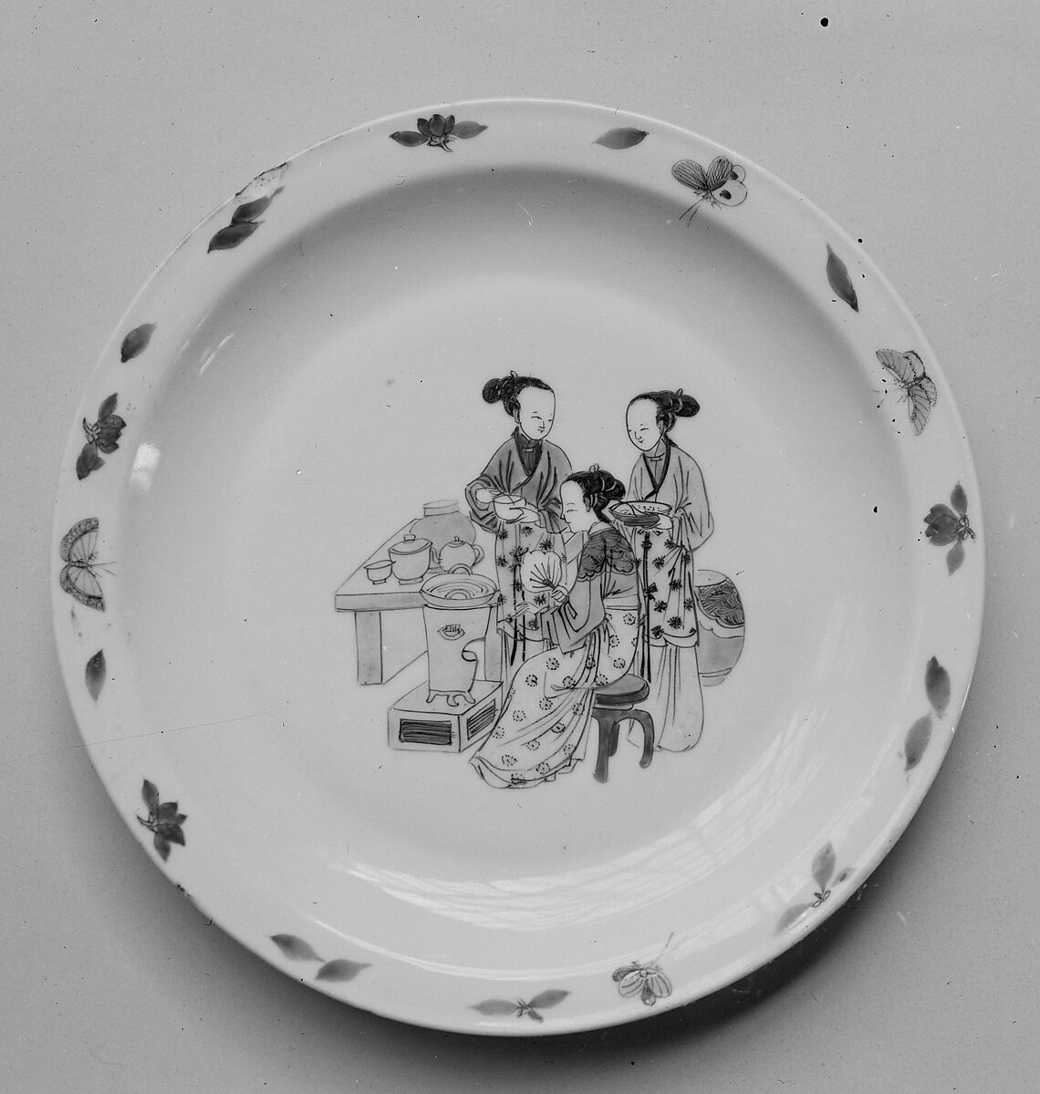 Plate with women cooking, Porcelain painted with overglaze polychrome enamels (Jingdezhen ware), China 
