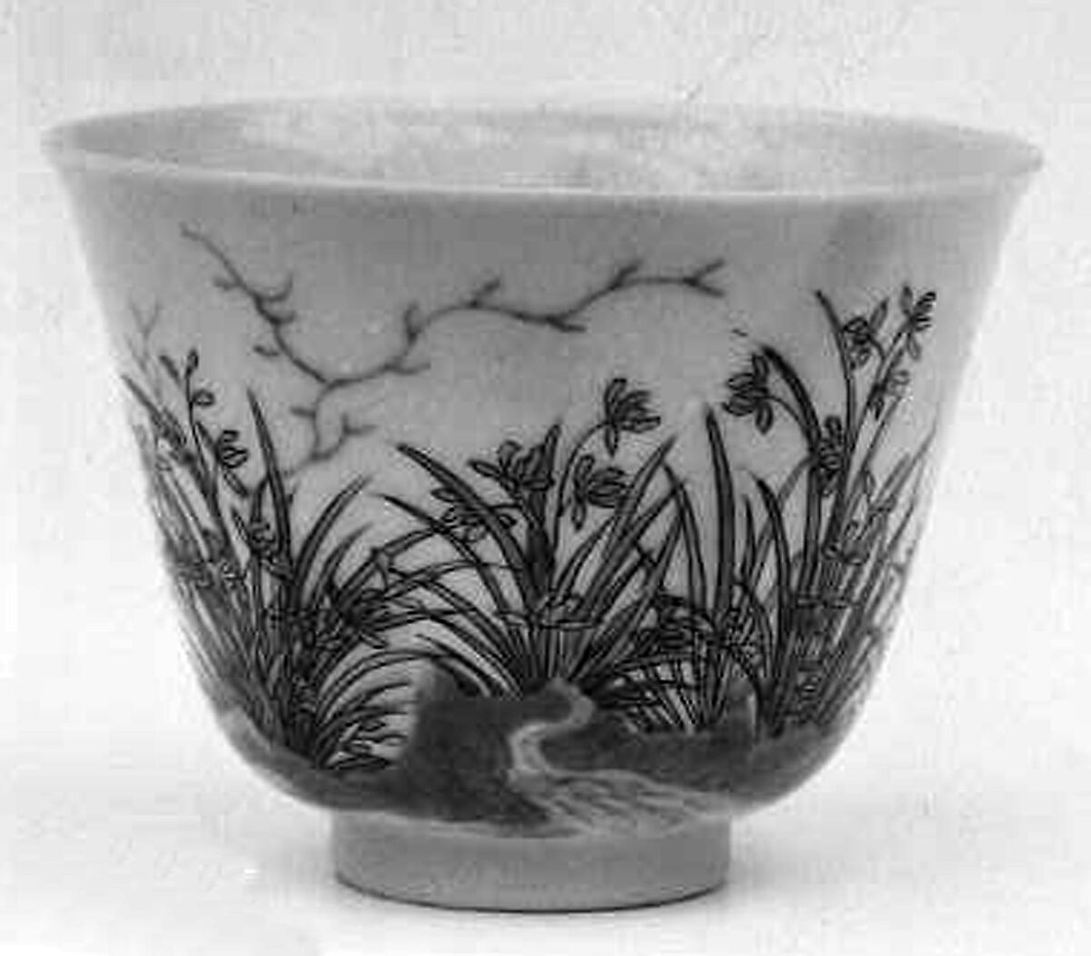 Set of wine cups with flowers of the twelve months, Porcelain painted with underglaze cobalt blue and overglaze enamels (Jingdezhen ware), China