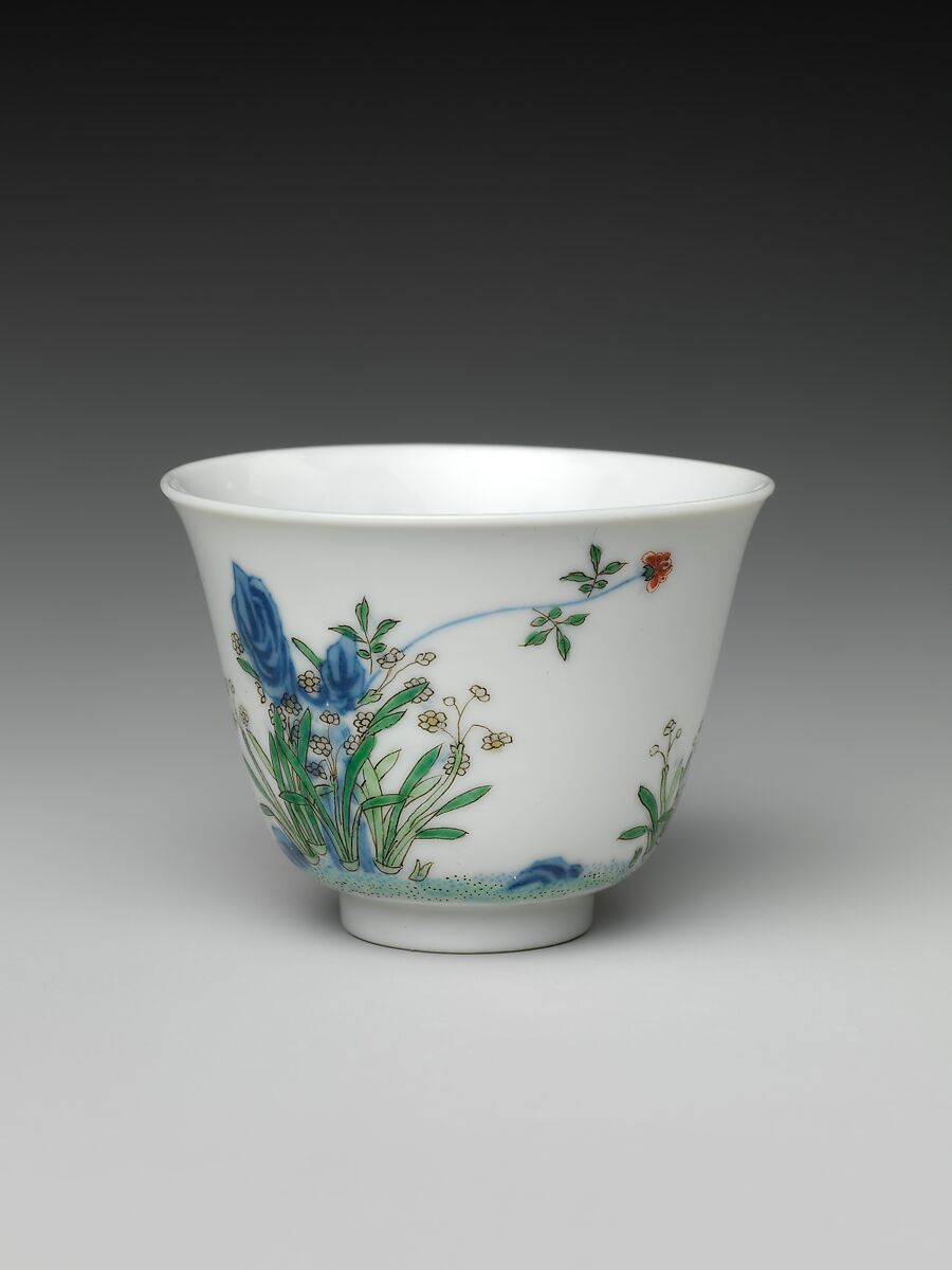 Set of wine cups with flowers of the twelve months, Porcelain painted with underglaze cobalt blue and overglaze enamels (Jingdezhen ware), China