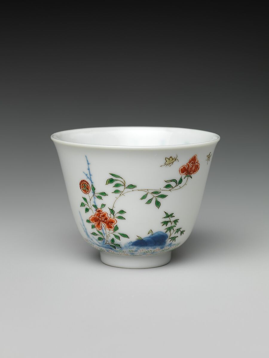 Set of wine cups with flowers of the twelve months, Porcelain painted with underglaze cobalt blue and overglaze enamels (Jingdezhen ware), China