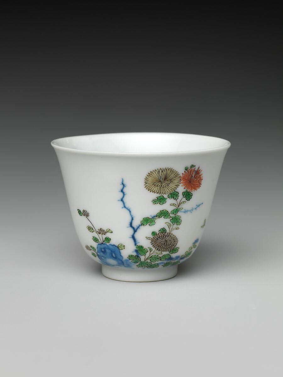 Set of wine cups with flowers of the twelve months, Porcelain painted with underglaze cobalt blue and overglaze enamels (Jingdezhen ware), China
