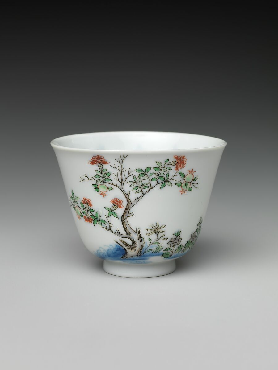 Set of wine cups with flowers of the twelve months, Porcelain painted with underglaze cobalt blue and overglaze enamels (Jingdezhen ware), China