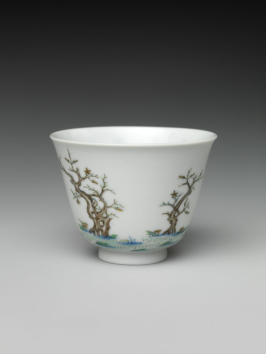 Set of wine cups with flowers of the twelve months, Porcelain painted with underglaze cobalt blue and overglaze enamels (Jingdezhen ware), China
