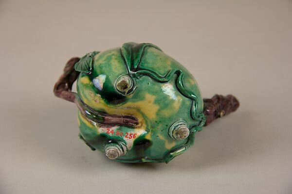 Wine Pot, Porcelain with colored enamels, China