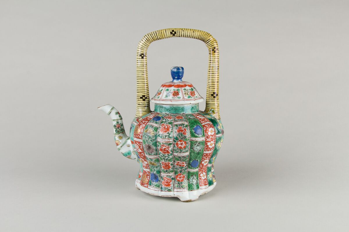 Teapot, Porcelain, China 