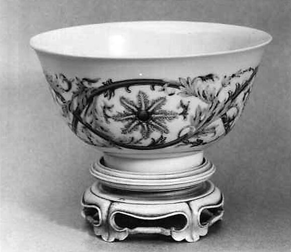 Bowl with floral sprays