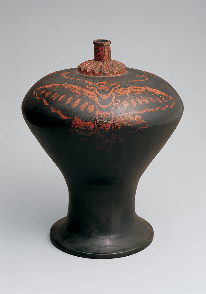 Sake Vessel (Heishi) with Butterflies, Wood with black and red lacquer; gold leaf application, Japan 