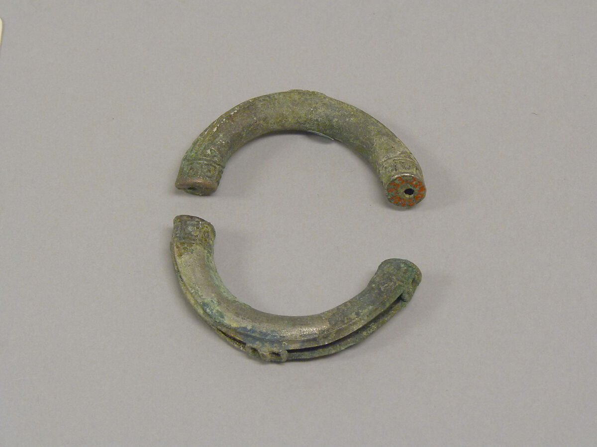 Hollow Bangle in Two Parts with Pellets, Bronze, Thailand