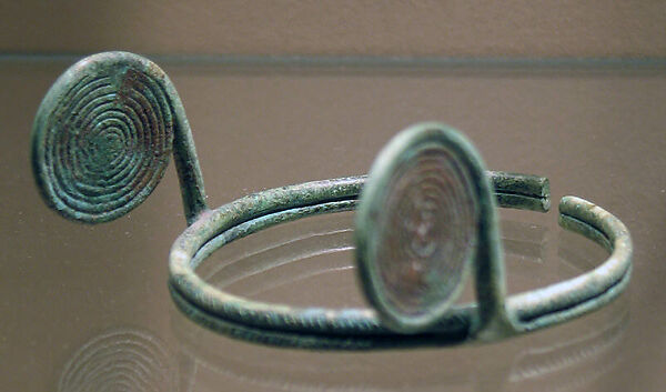 Bracelet with Two Spirals