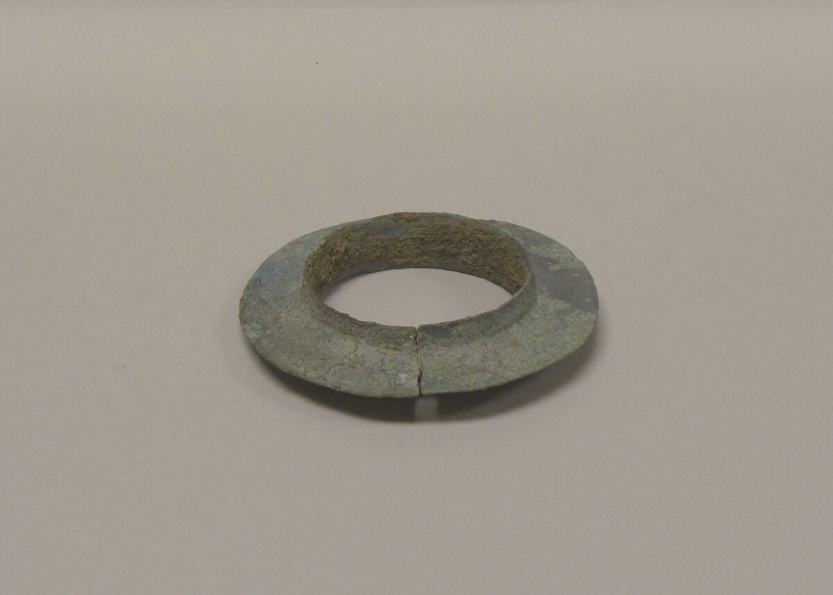 Bangle with Wide raised Flange, Bronze, Thailand