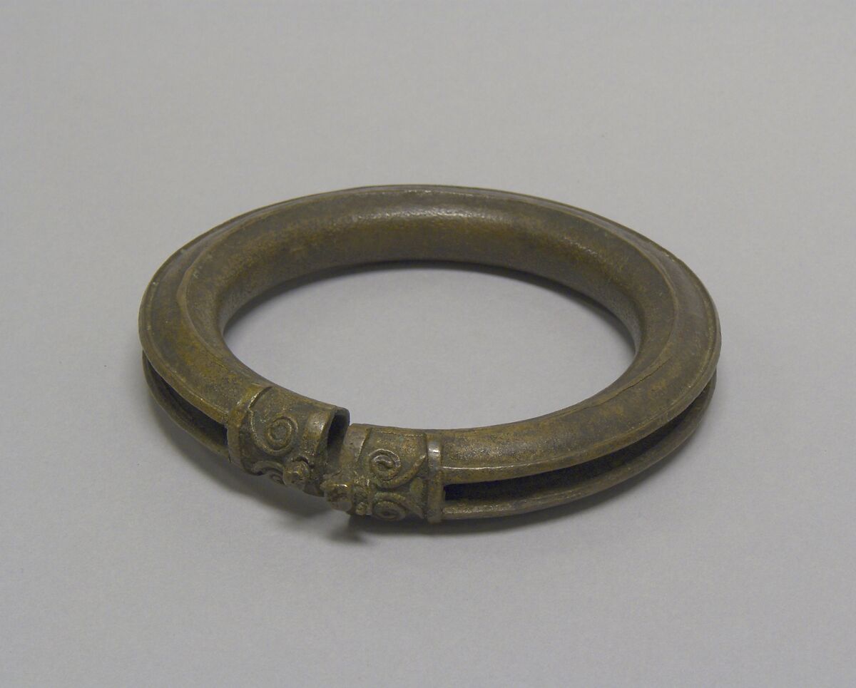 Hollow Anklet with Pellets and Decorated Ends, Bronze, Thailand 