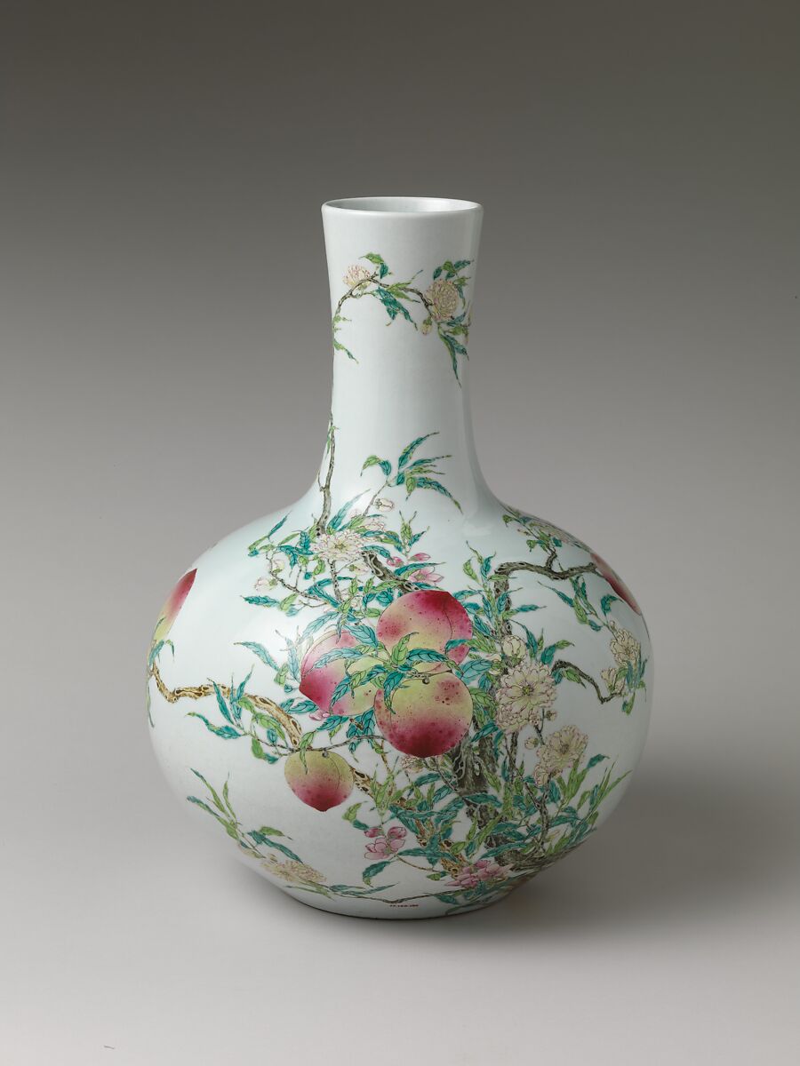 Vase with nine peaches, Porcelain painted in overglaze polychrome enamels (Jingdezhen ware), China 