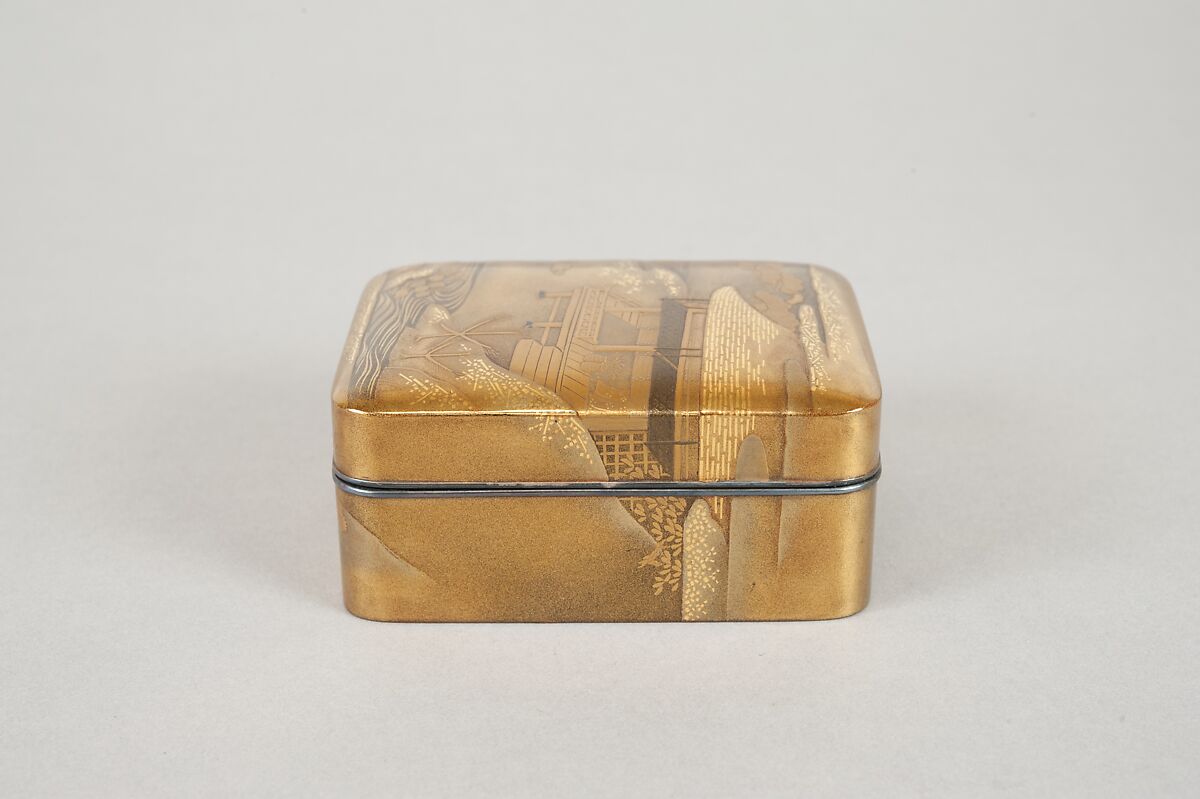 Incense Container, Lacquer on wood with sprinkled gold powder, Japan