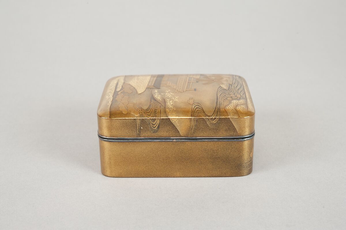 Incense Container, Lacquer on wood with sprinkled gold powder, Japan