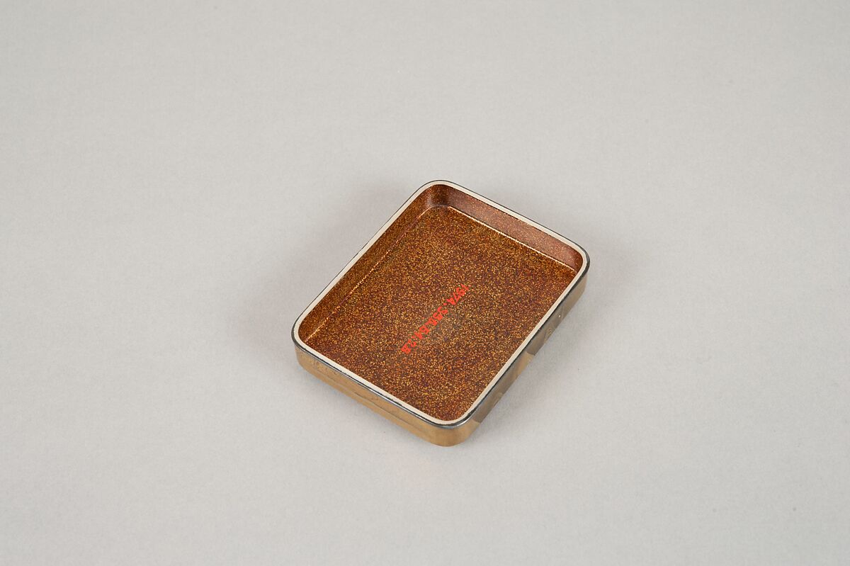 Incense Container, Lacquer on wood with sprinkled gold powder, Japan