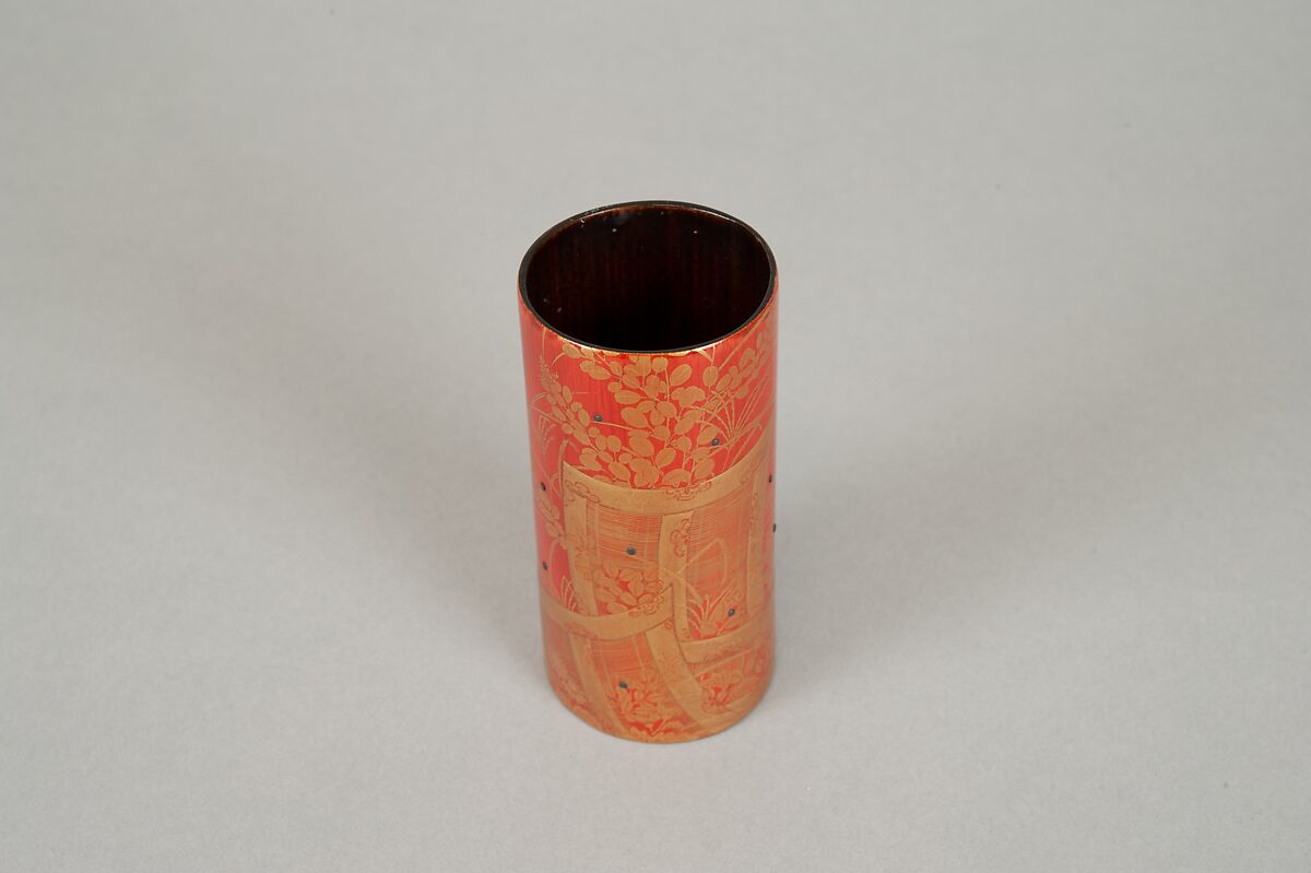 Cylindrical box, Red lacquer on bamboo with sprinkled gold powder, Japan