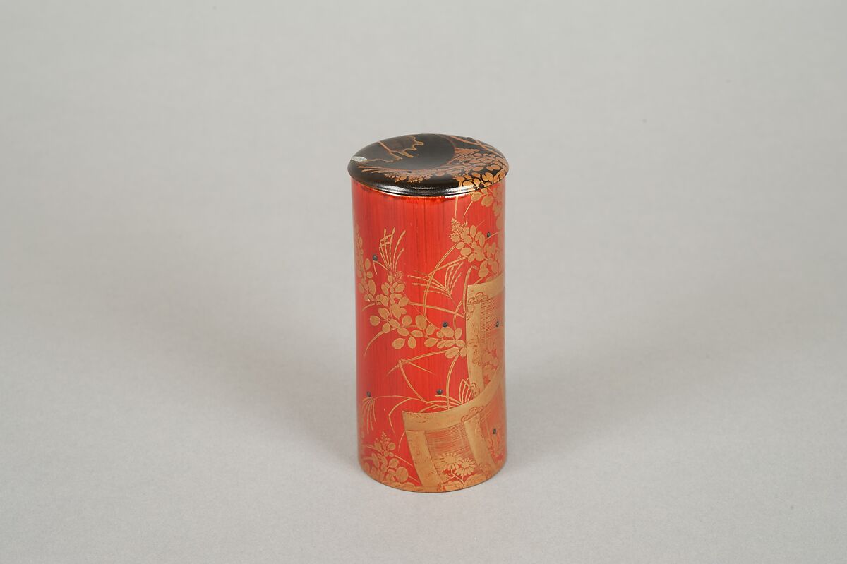 Cylindrical box, Red lacquer on bamboo with sprinkled gold powder, Japan