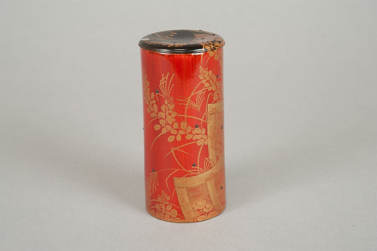 Cylindrical box, Red lacquer on bamboo with sprinkled gold powder, Japan
