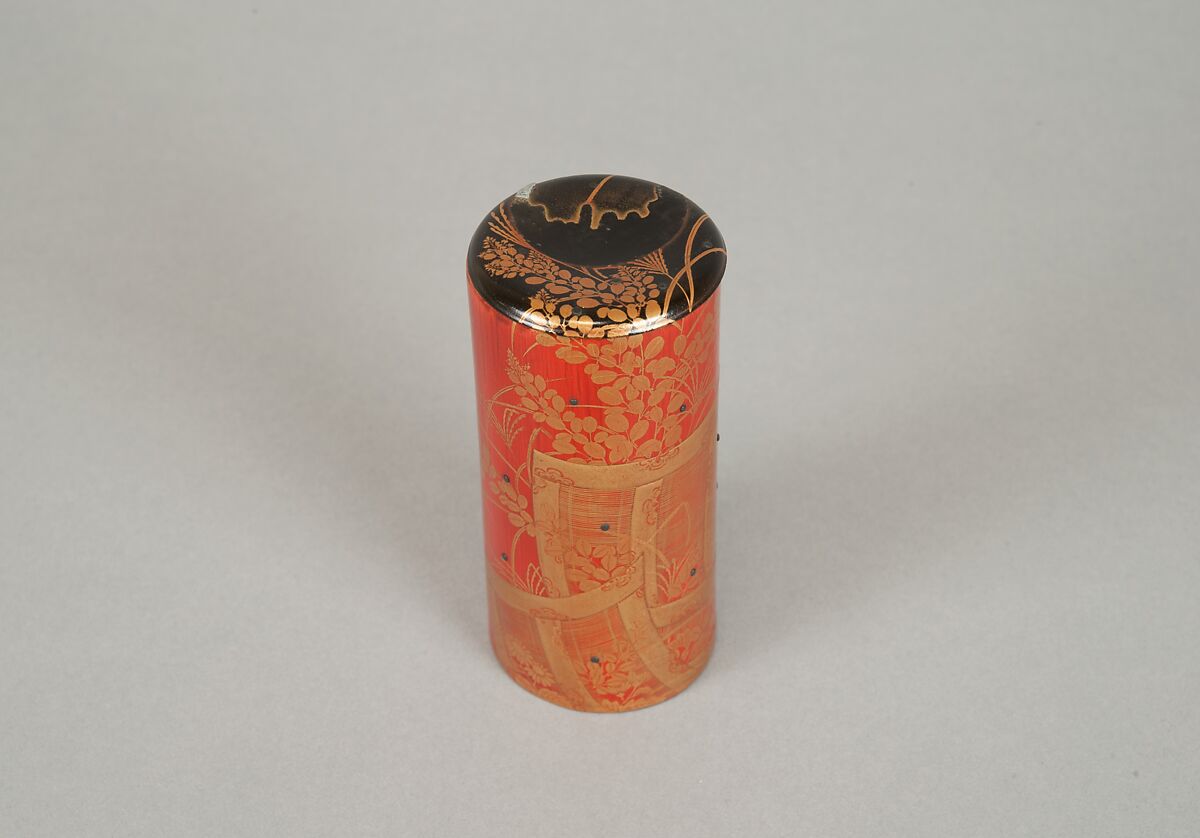 Cylindrical box, Red lacquer on bamboo with sprinkled gold powder, Japan